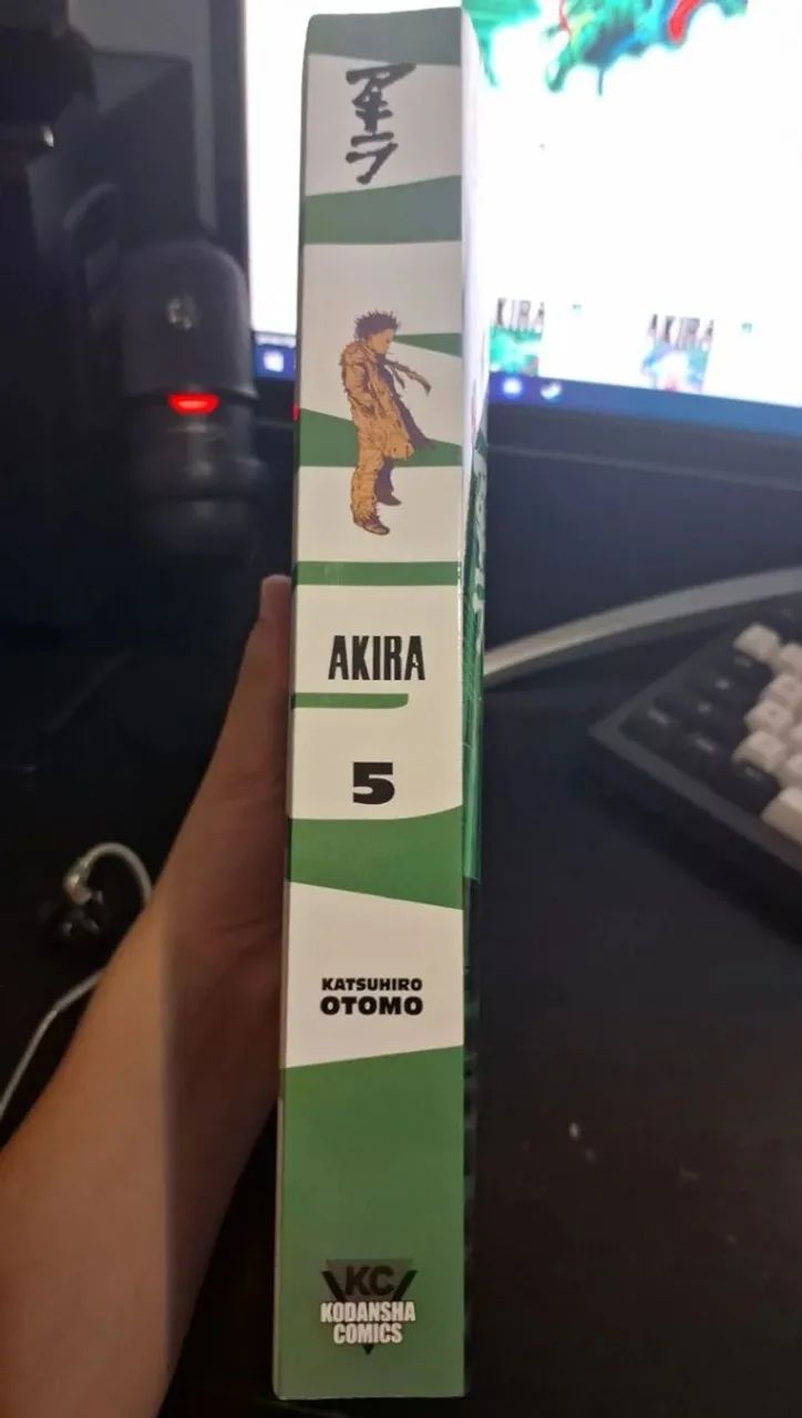Mangá akira, volume 5 em inglês - Foto 3
