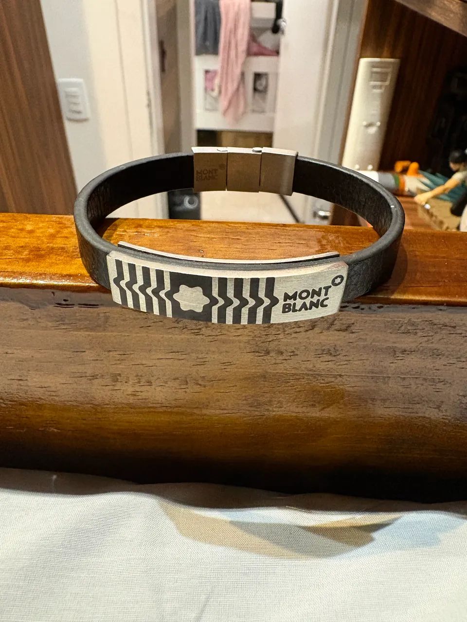 Pulseira Mont Blanc praticamente nova 