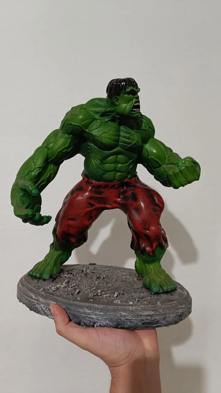 ESTATUETA HULK COLECIONAVEL  - Foto 2