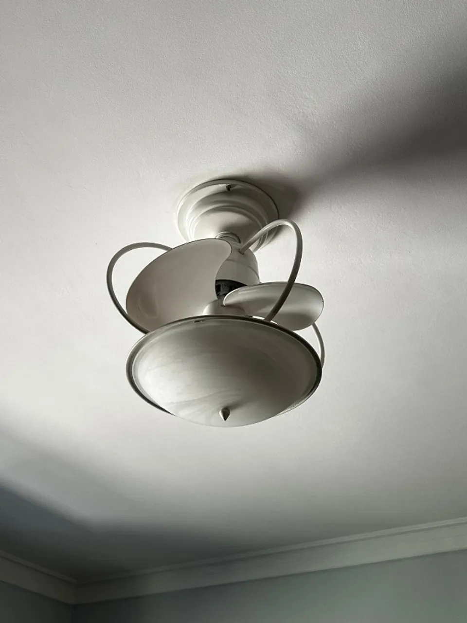 Ventilador de Teto com Luz - Branco - Usado