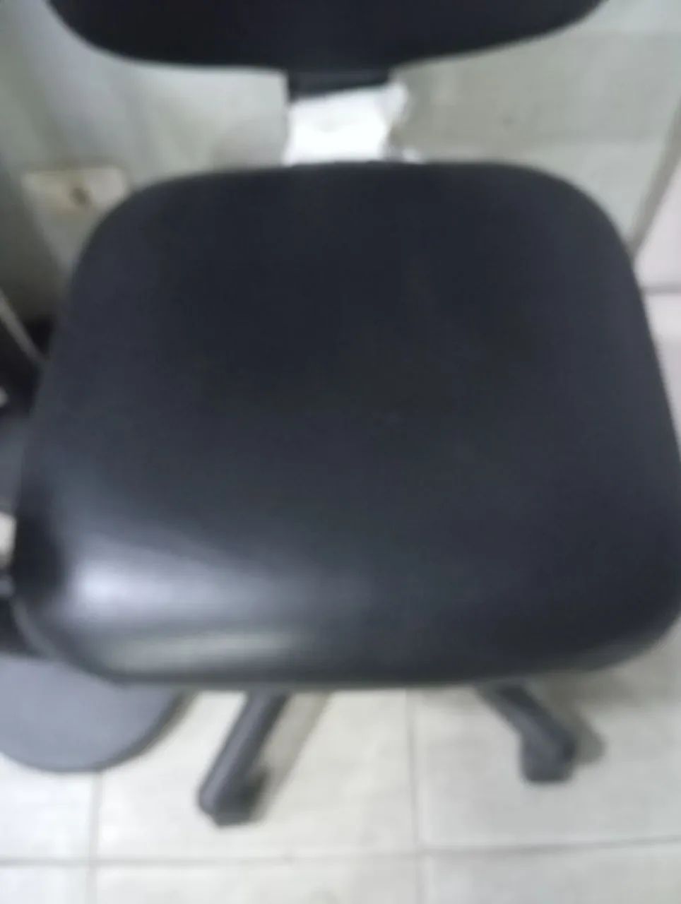Cadeira de Escritório Ergonômica Preta - Foto 3