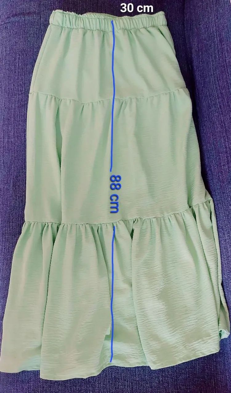 Lindo conjunto verde - Top e saia - Pouco usado - Foto 5