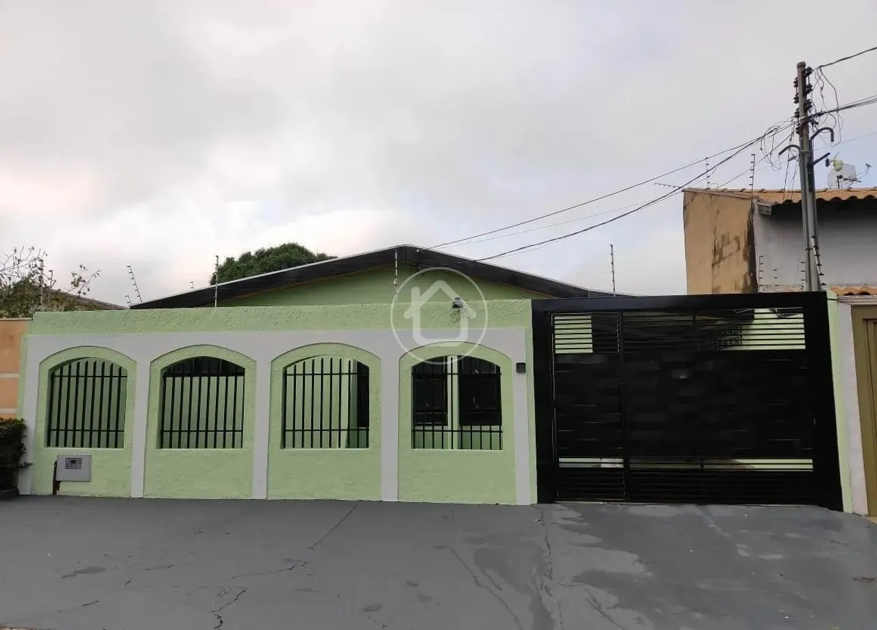CASA COM 3 DORMITÓRIOS NO NOVOS ESTADOS