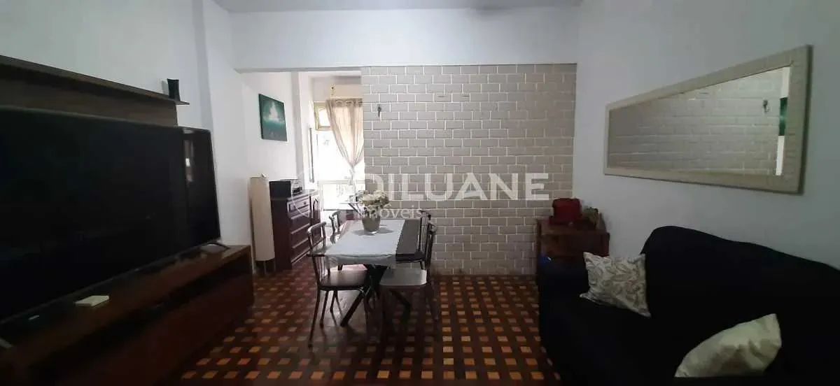 Apartamento : / Residencial / Copacabana