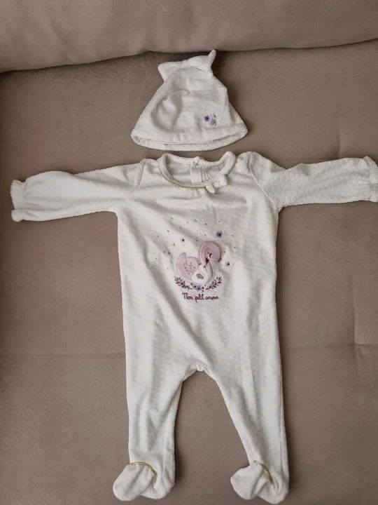 Lote de macacões para Meninas (1 a 3 meses)<br> - Foto 2