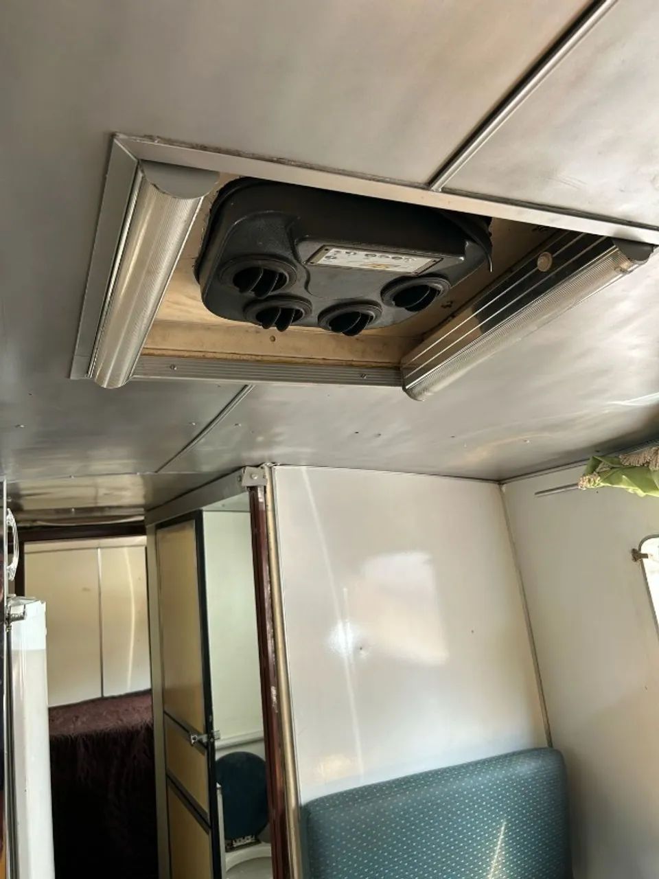 MOTORHOME MB 608B 1981 - OPORTUNIDADE! - Foto 8