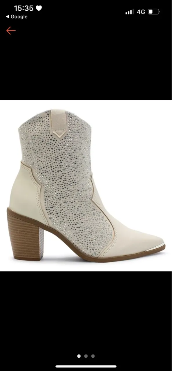 Bota Feminina Country com Strass - Elegância e Brilho!