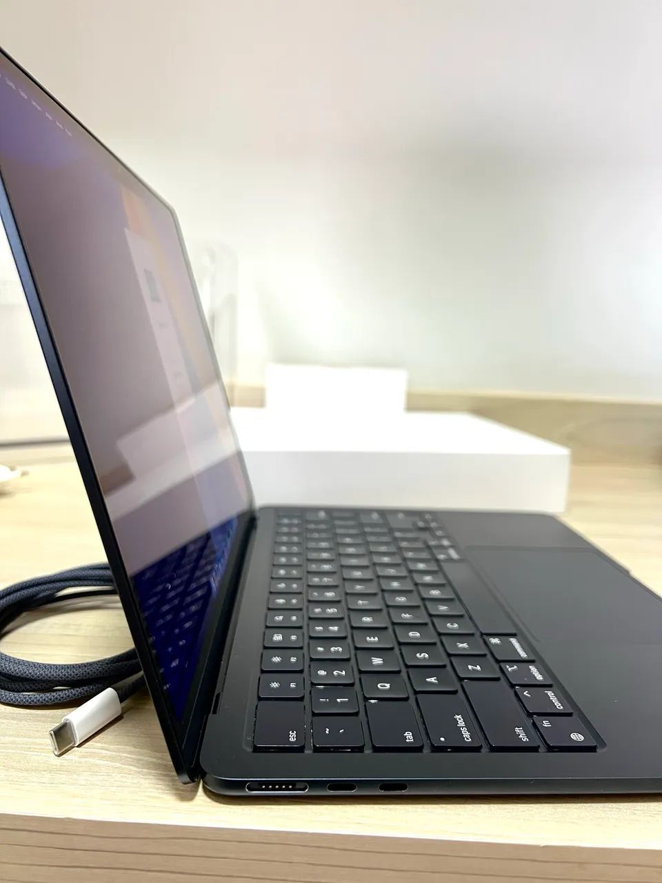 MacBook Air M264308008623361123