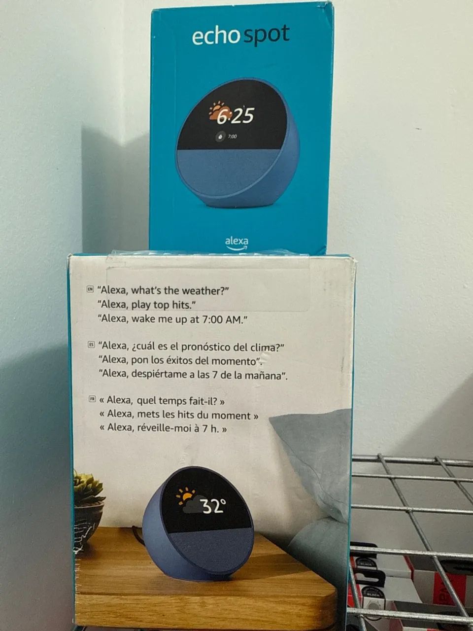 Echo Spot - Assistente inteligente com tela - Lançamento  - Foto 3