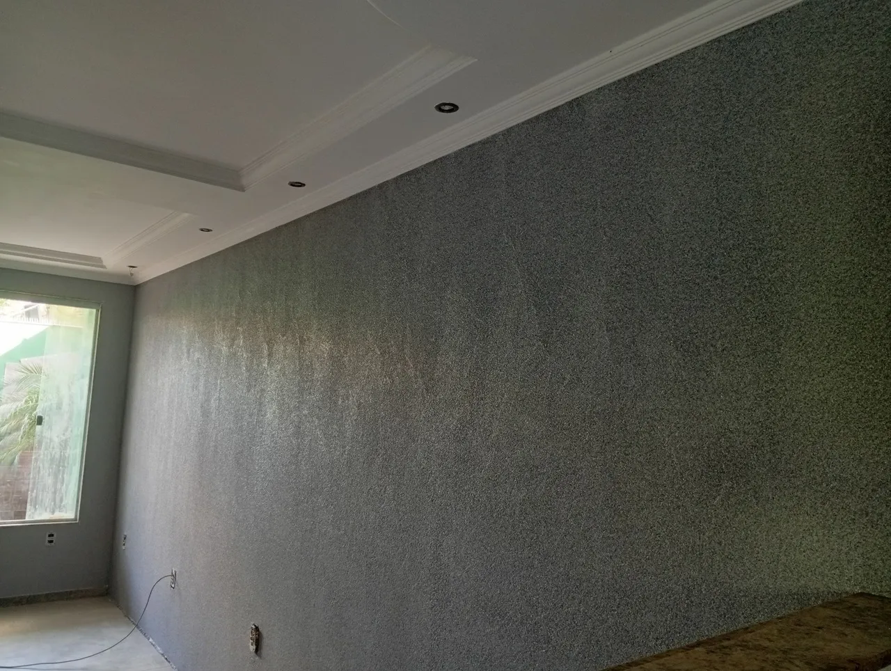 Pintor De Casas e Apartamentos Disponível