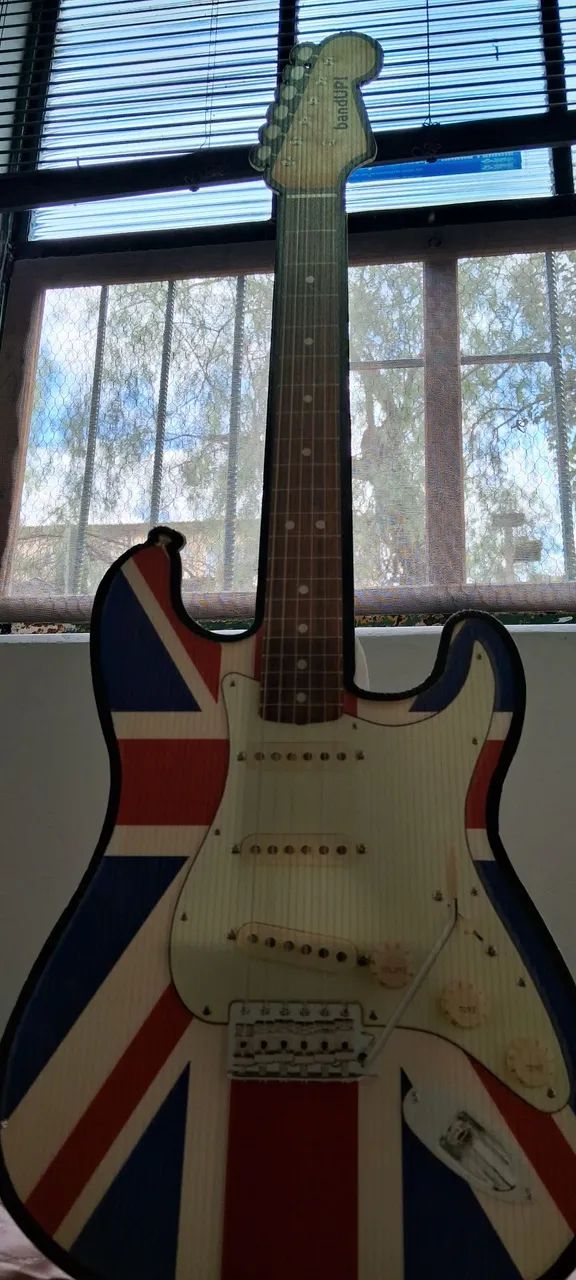 Guitarra enfeite com Design Britânico - Foto 4