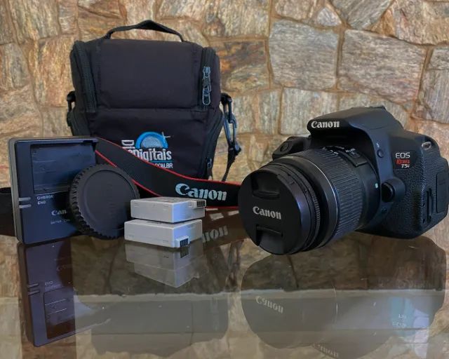 Câmera DSLR Canon EOS Rebel T5i + Lente Canon 18-55mm + 2 baterias originais + bag