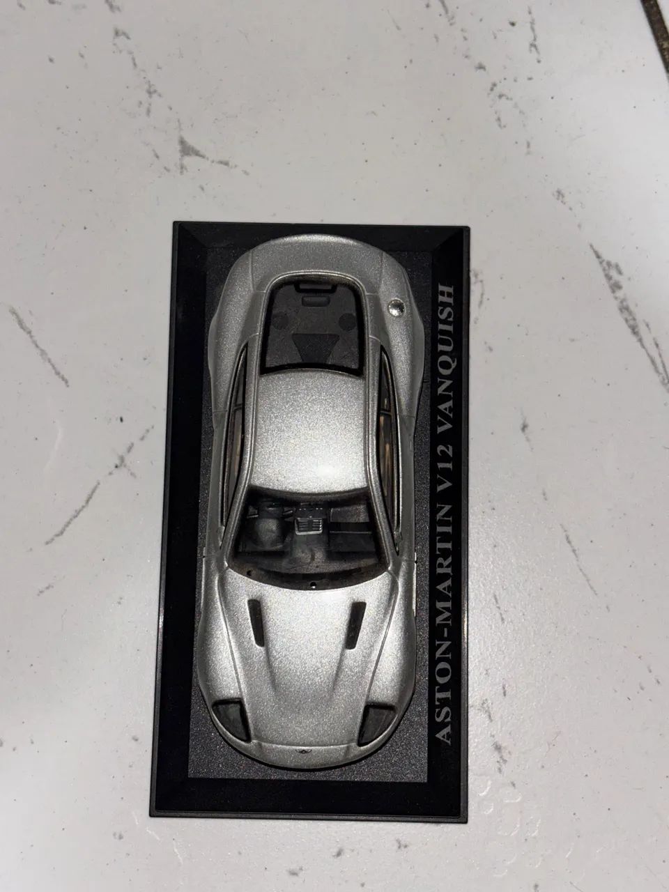 MINIATURA ASTON-MARTIN V12 VANQUISH - Foto 2