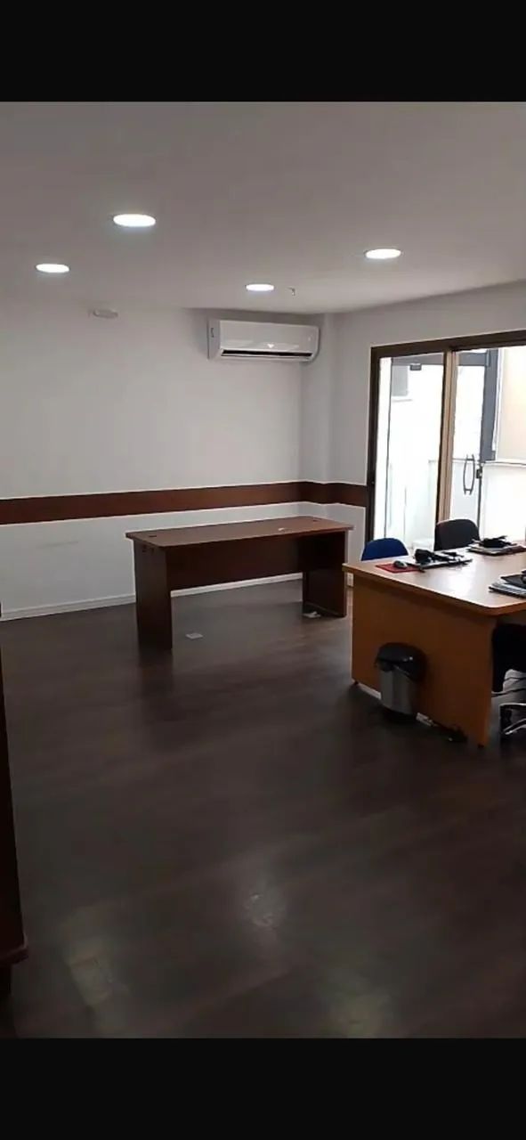 Sala Comercial - Cobertura - Centro de Niterói