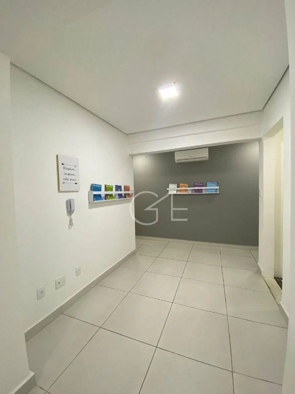 Conjunto para alugar, 80 m² por R$ 4.800,00/mês - Estuário - Santos/SP