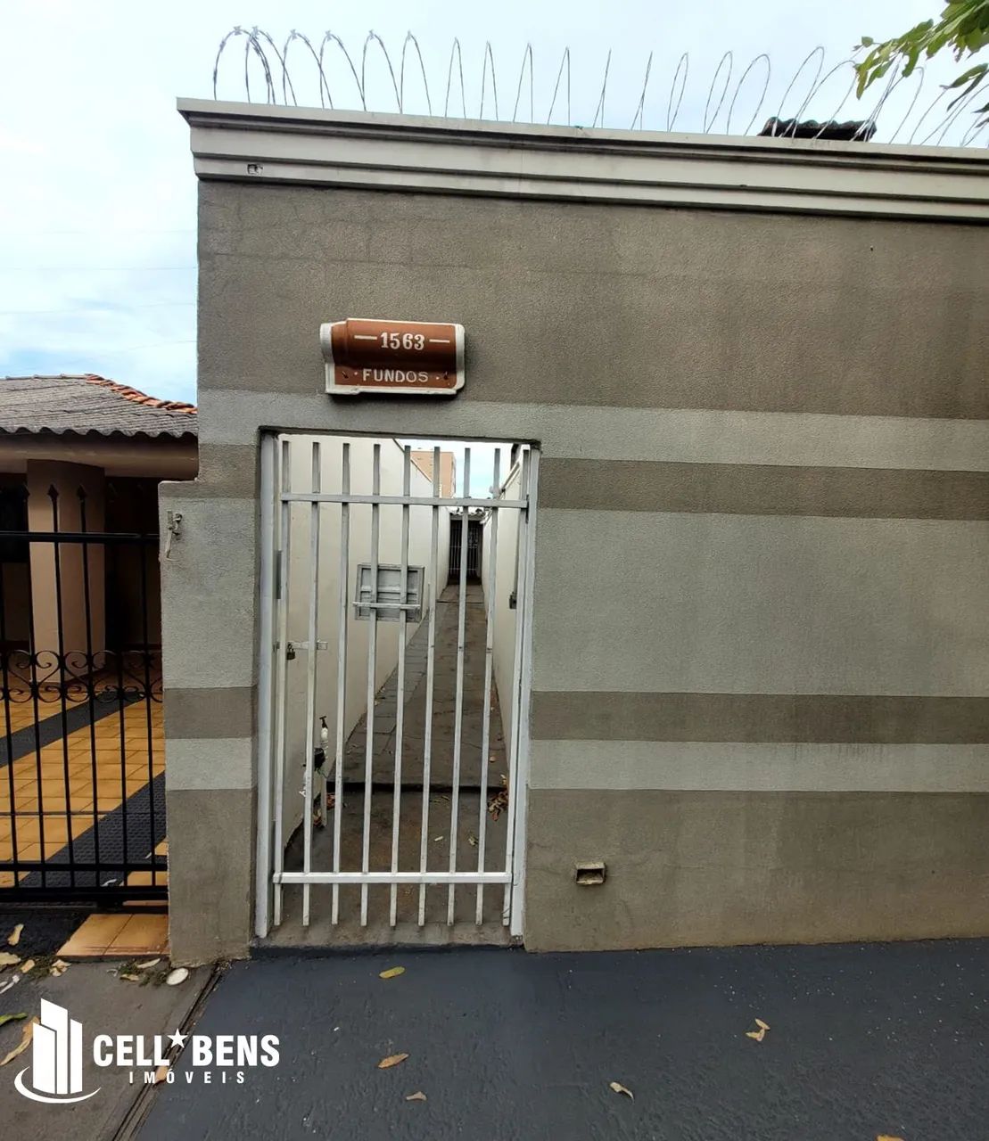 Edícula Residencial na Rua Delegado Pinto de Toledo