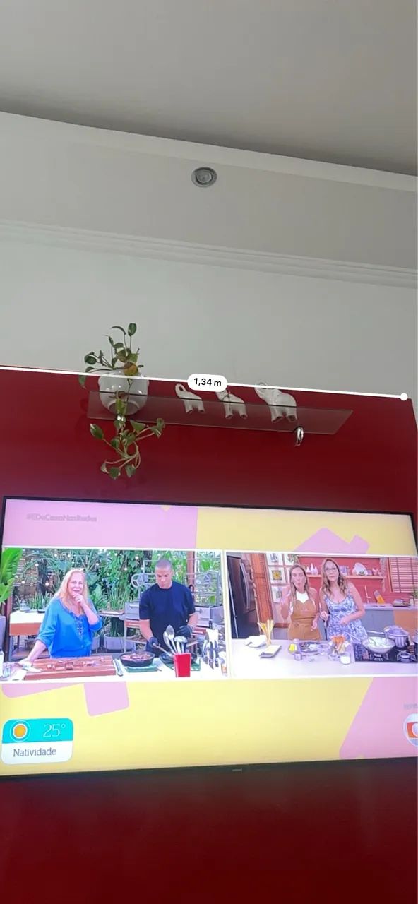 Painel de TV64209937502850124