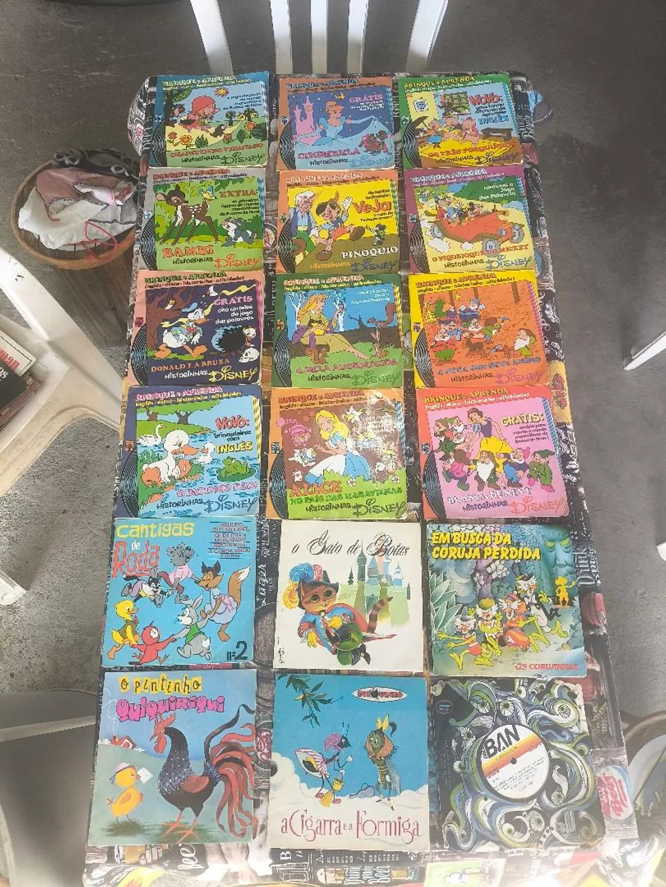 Lote con 18discos de Vinil: Histórias Disney e Outros - Foto 2