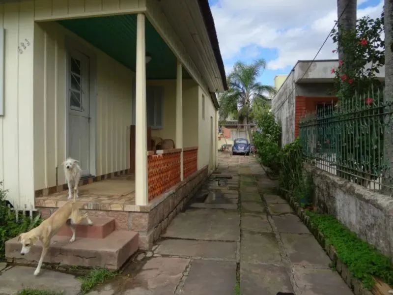 Belo terreno plano para investidores à poucos passos da av. Juca batista medindo 11x36=396