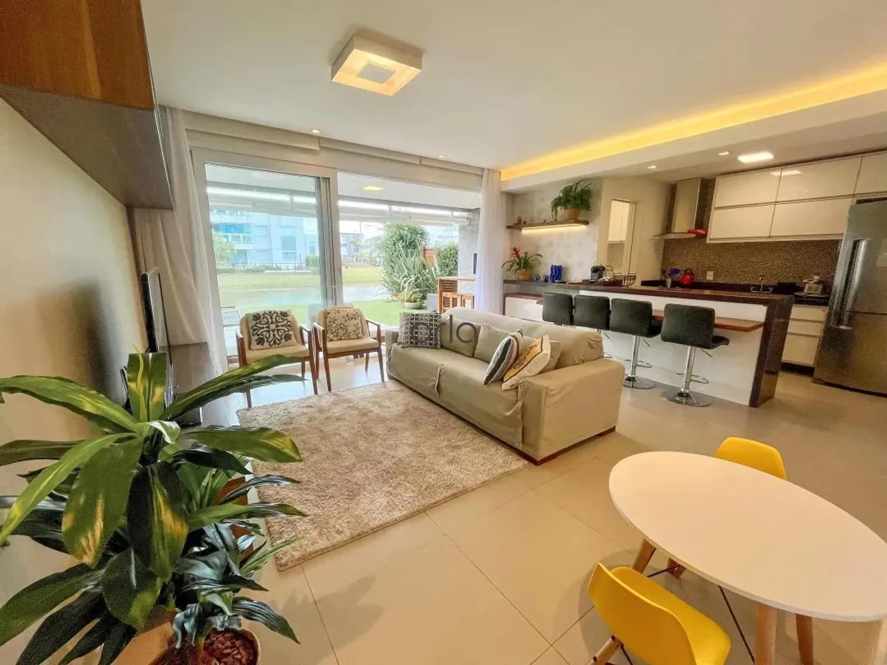 Apartamento mobiliado e decorado com 2 dormitórios à venda - Condomínio Rossi Atlântida -