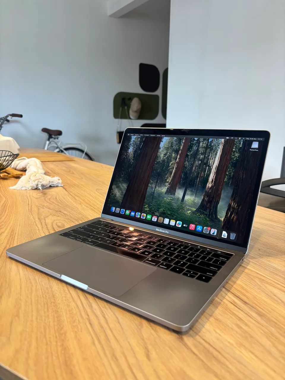 Macbook Pro M1 8GB 256GB SSD - Notebooks - Vila Ziober, Londrina