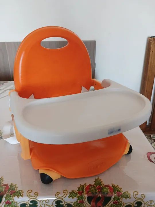 Cadeira de refeição Chicco portátil - Foto 3