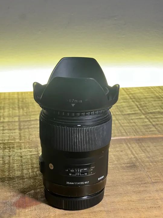 Lente Sigma 35mm 1:1.4 DG 67 para Câmeras DSLR