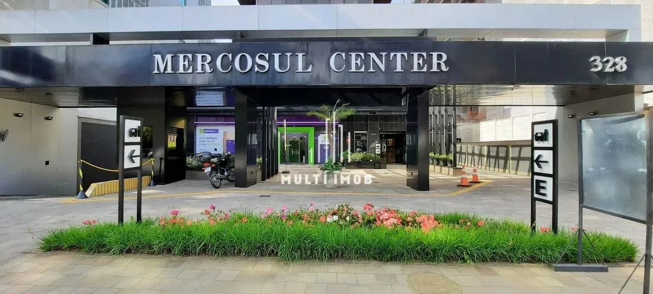 Sala Comercial na Avenida Carlos Gomes