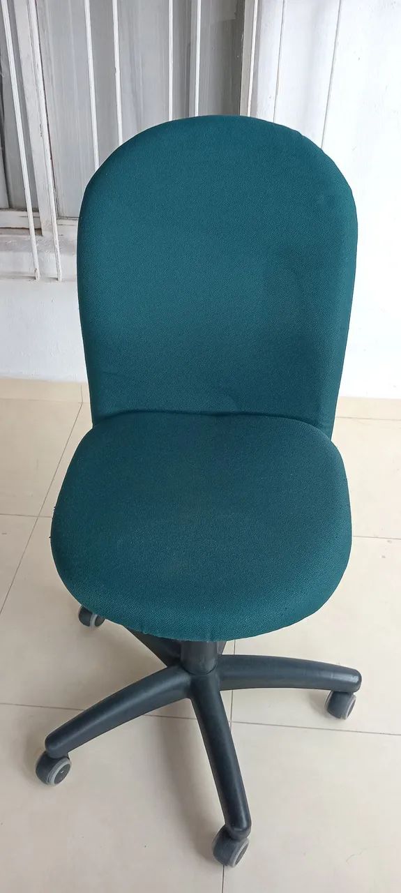 Cadeira de Escritório Giratória com Rodinhas - Foto 6