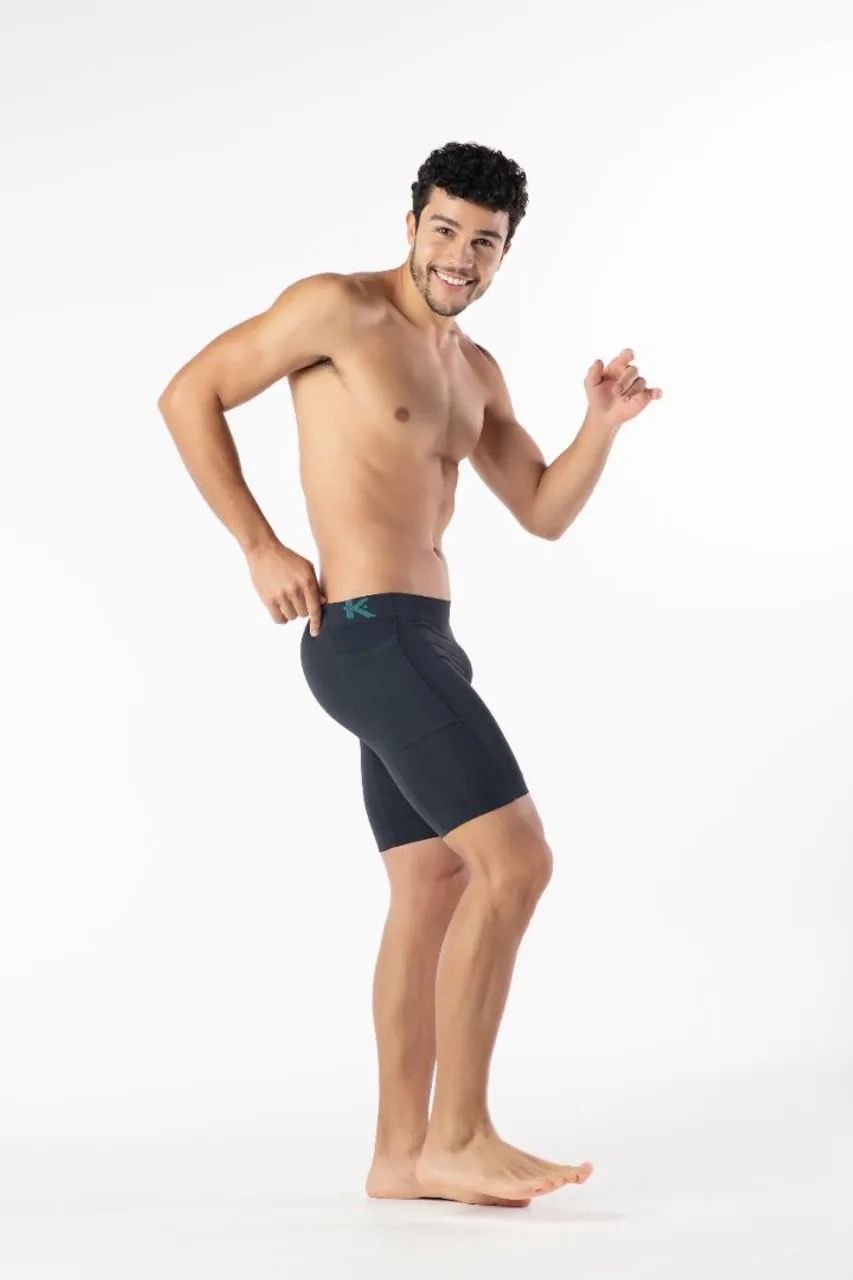 Bermuda de corrida com bolso para celular - Foto 4