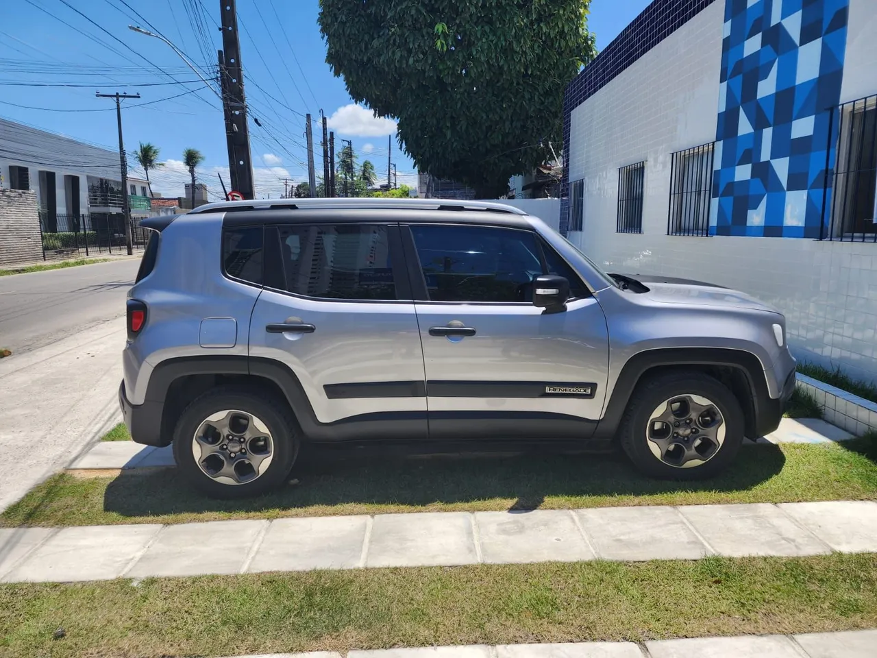 Jeep Renegade 1.8 Automático Flex - Única Dona. Conservadíssimo