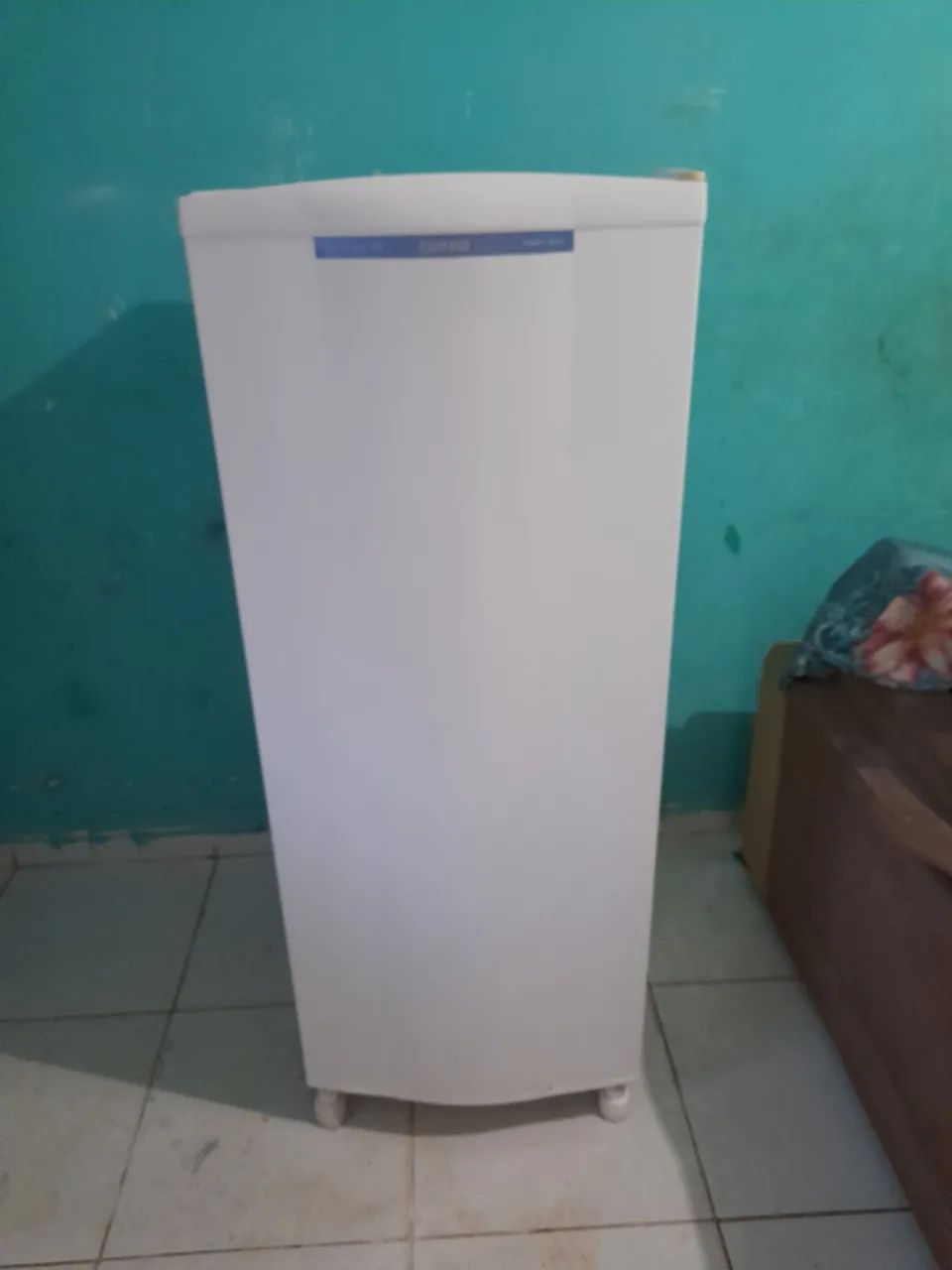 Vende-se geladeira Consul 