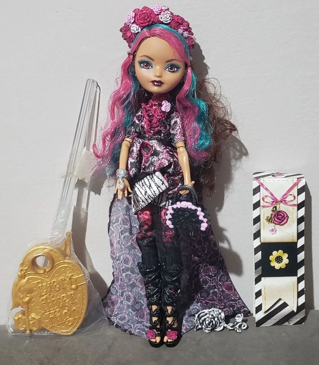 Boneca Ever After High Briar Beauty Spring Unsprung 