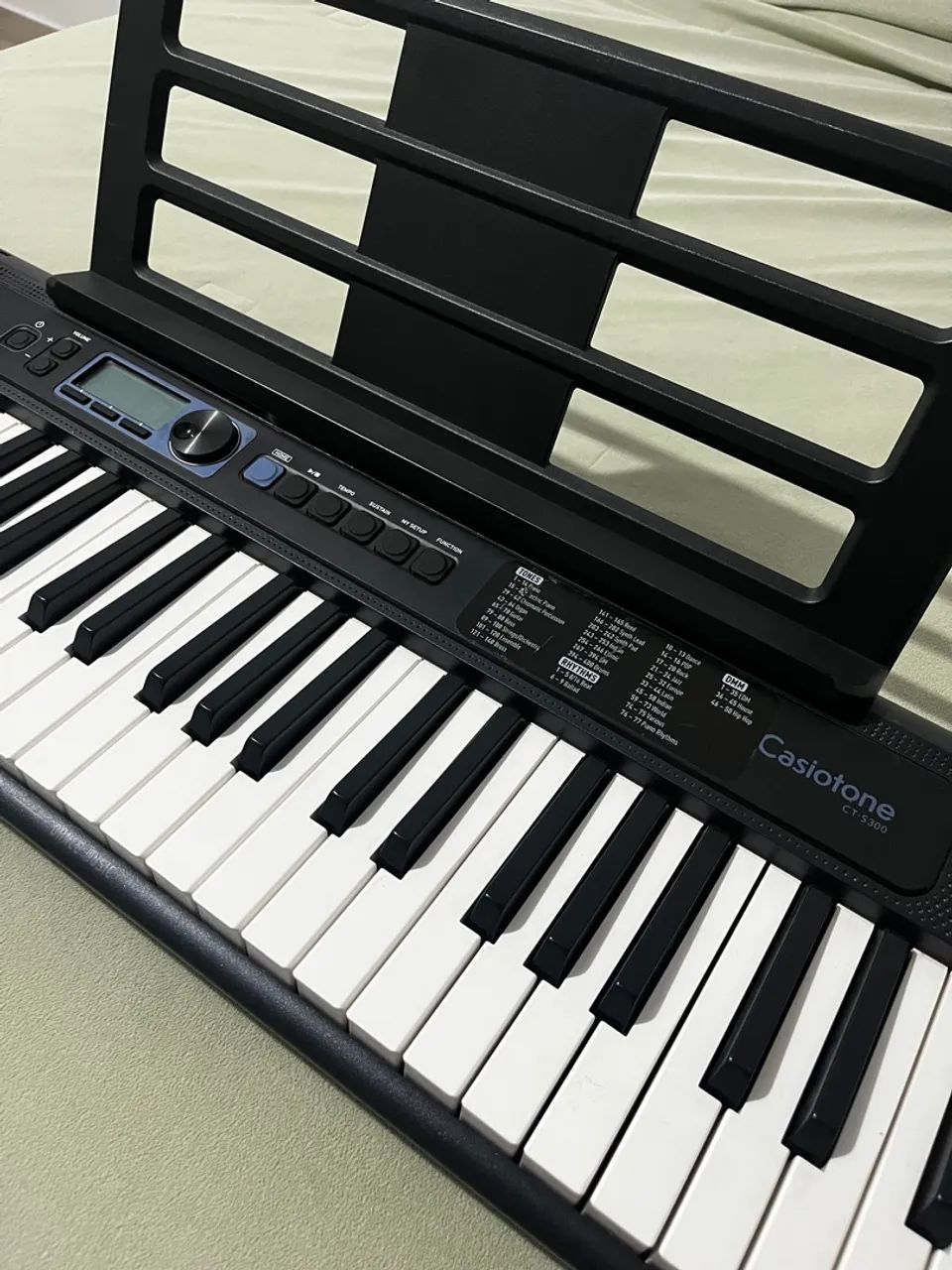 Teclado Casio CT-S300