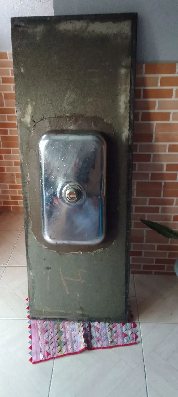 Pia64850324779906122