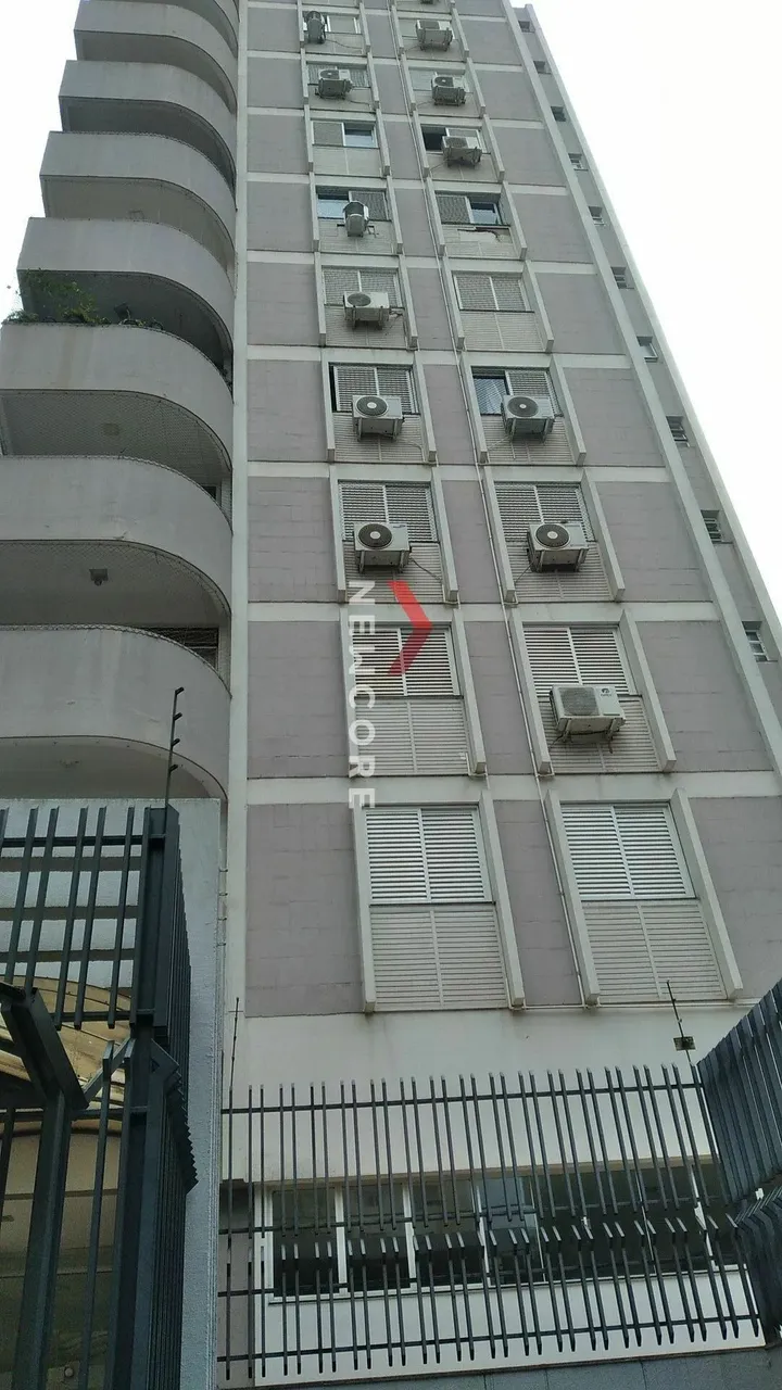 Apartamento em Rua Santos - Centro - Londrina/PR