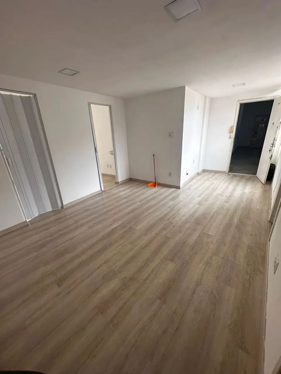 Excelente sala comercial para locação no Bairro da Tijuca - Foto 2