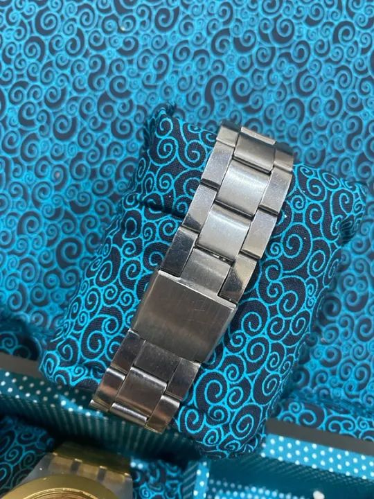 Relógio Geneva Diamond Alloy prateado com strass  - Foto 3