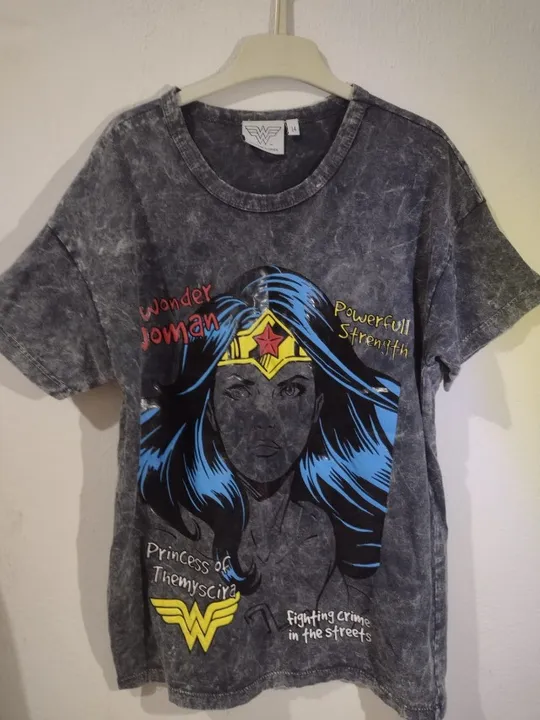 Camisa Infantil Mulher-Maravilha - Tamanho 14