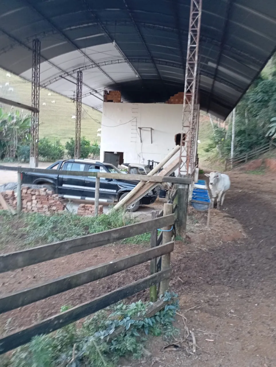 Venda-se esta propriedade de 12 alqueires no Município de Muqui/ES.