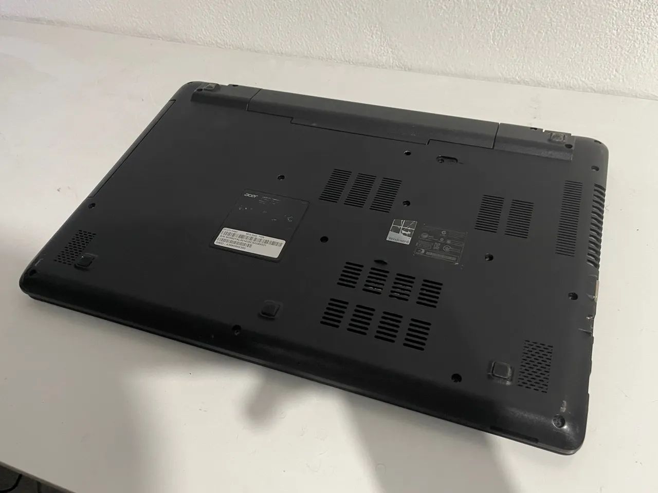 Notebook - Acer Aspire 5 E5-571  - Foto 4