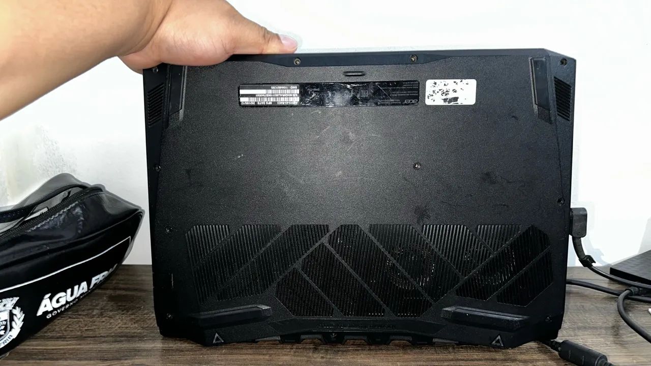 Acer Nitro 5 AMD R7 3750H 16GB - Foto 4