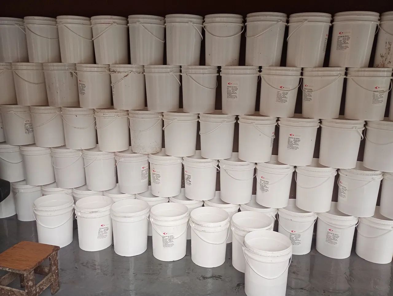 Baldes Plásticos 20 Litros - Novos