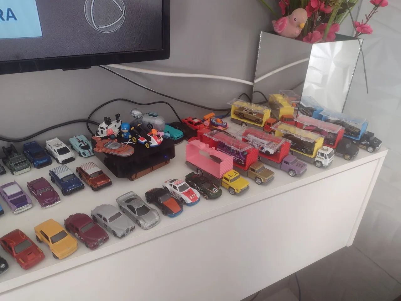 Coleção de 107 Miniaturas Hot Wheels  - Foto 4