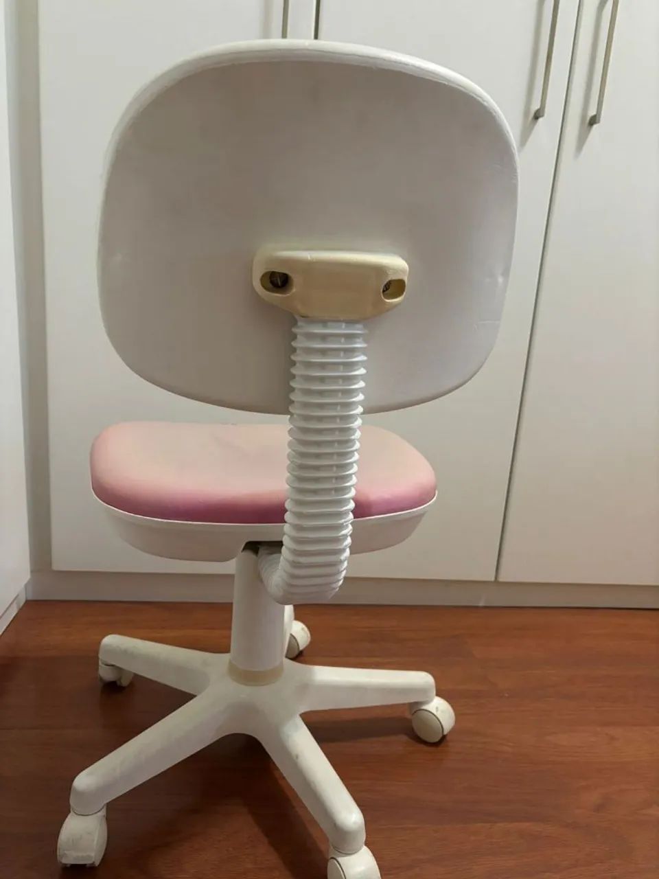 Cadeira giratória  - Foto 4