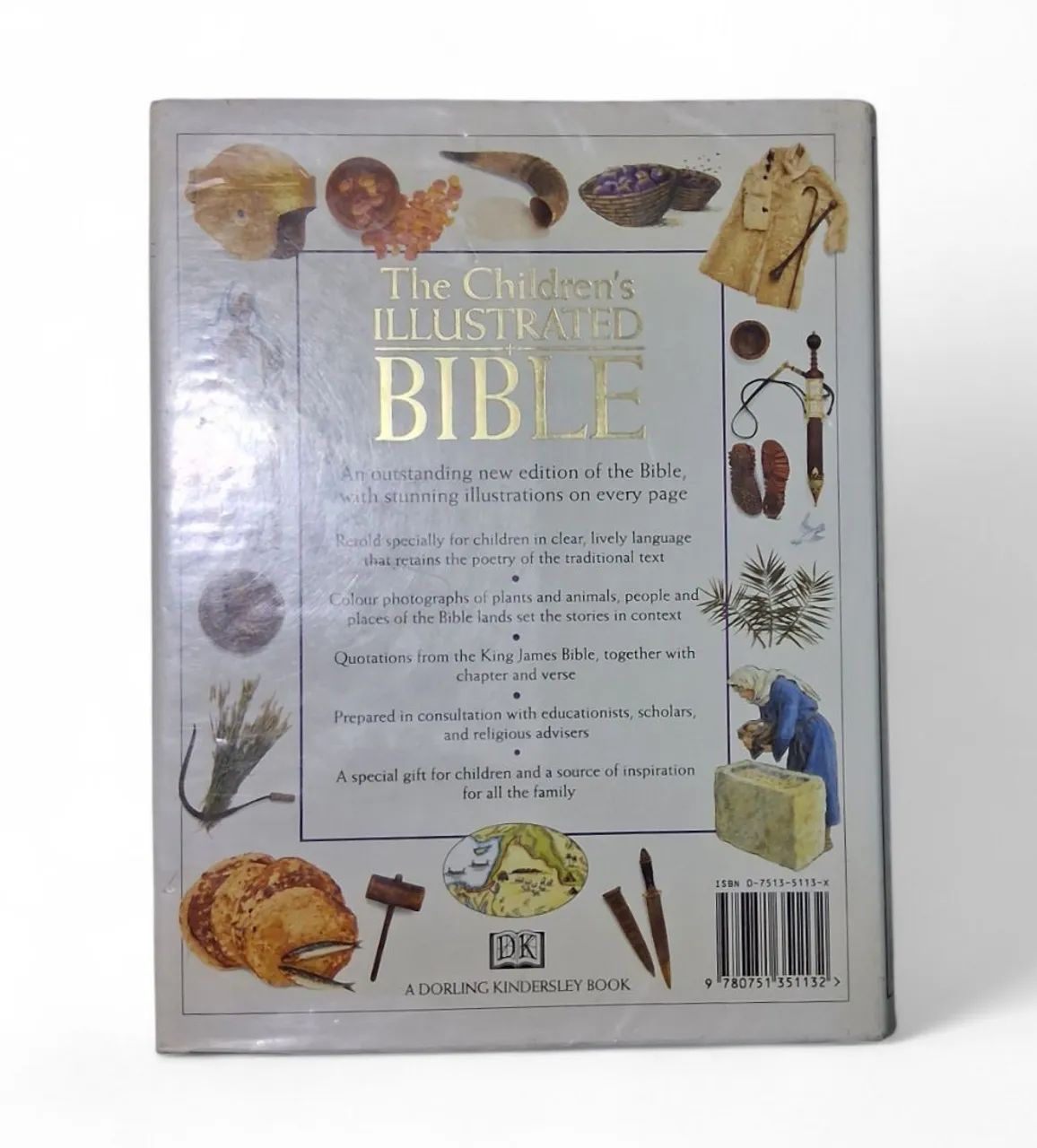 Biblia ilustrada wm inglês  - Foto 2
