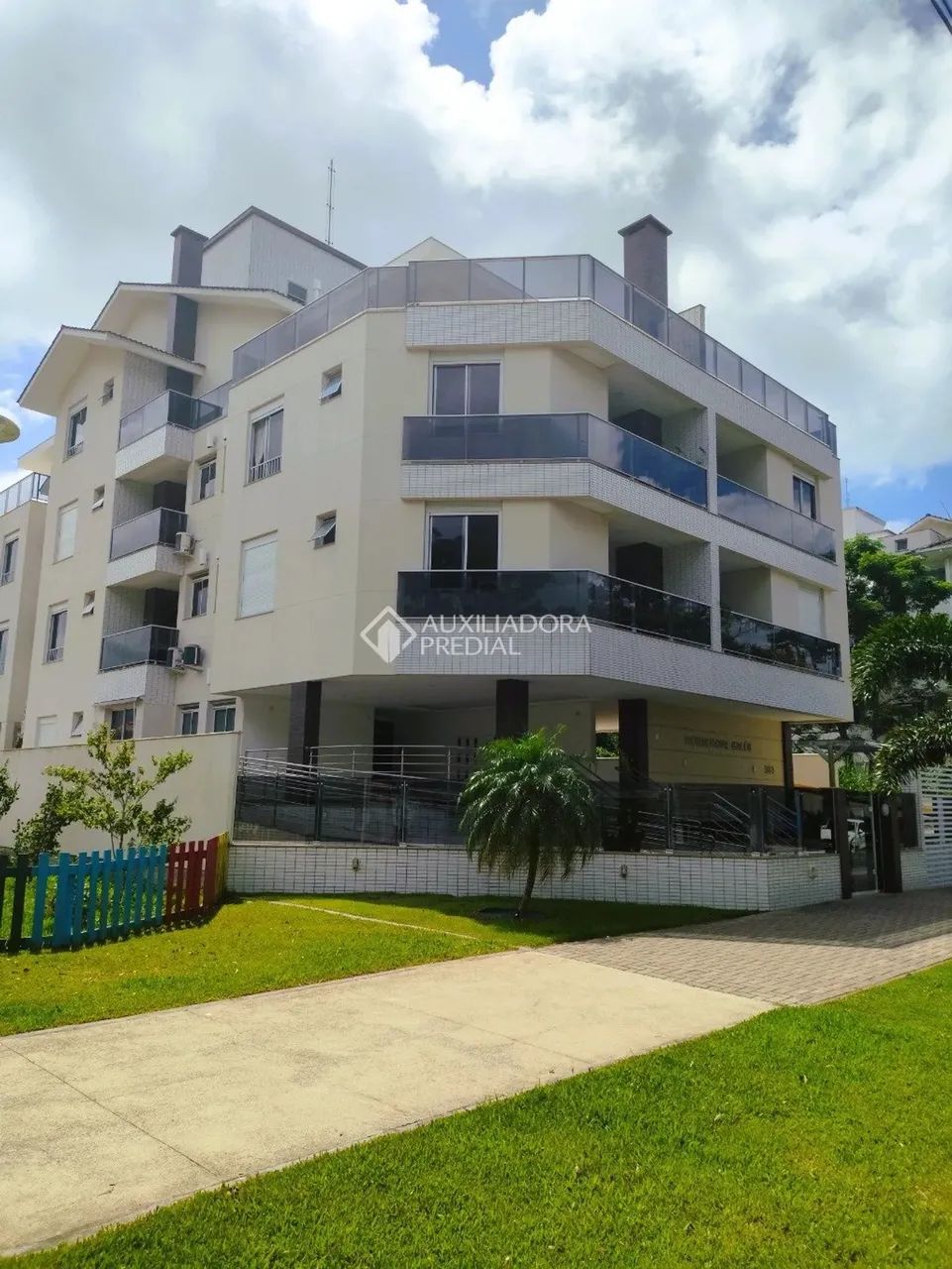 Apartamento Novo, com 70m2 à venda no Rio Tavares, Florianopolis/SC