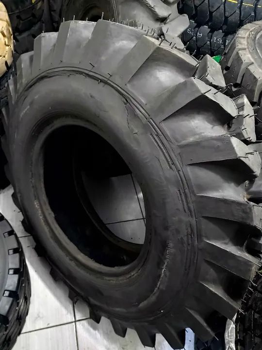 Pneus para Trator Usados - Foto 3