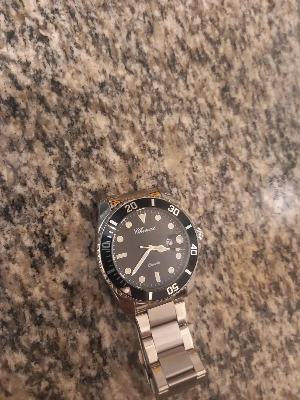 Relógio Chenxi Quartz - Elegância e Estilo