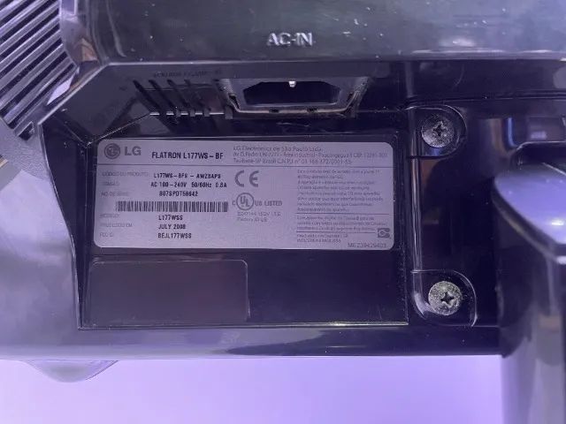 Monitor LG Flatron 17 polegas com ótima imagem - Foto 5